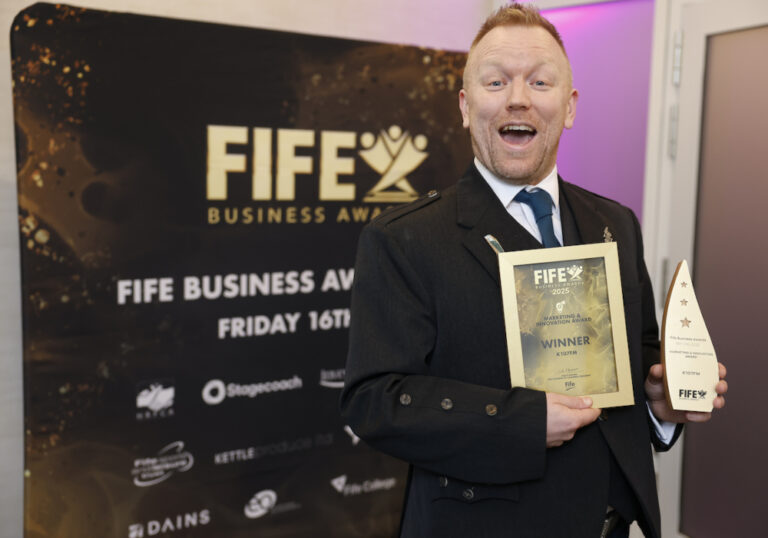 Fife_Business_Awards_K107FM-Alex_Airnes