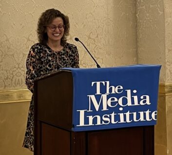 Gomez-Media-Institute-353x319-1