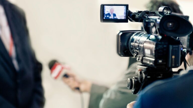 TV-INTERVIEW