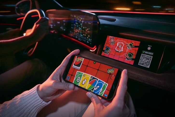 3Timeless-games-modern-setting-UNO-Car-Party-and-more-on-AirConsole-in-Audi-vehicles-726x484-1