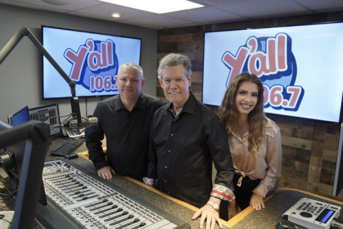 Randy-radio-705x470-1